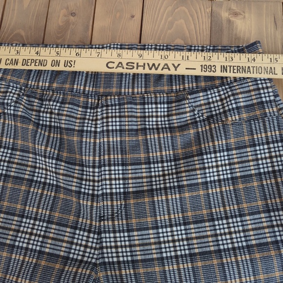 Sanctuary x Anthropologie Plaid Carnaby Kick Crop Pull on Pants - Picture 6 of 13